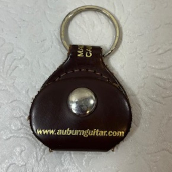 Guitar Shoppe Auburn, Alabama Brown Leather Keychain Guitar Pick Holder - Picture 2 of 6